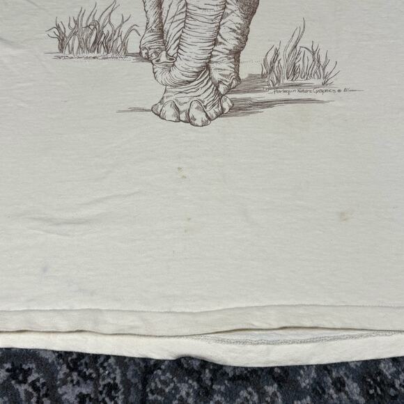 Vintage Elephant Graphic T-Shirt Cream Men’s Size L Wildlife Nature Animal Tee - Picture 5 of 8